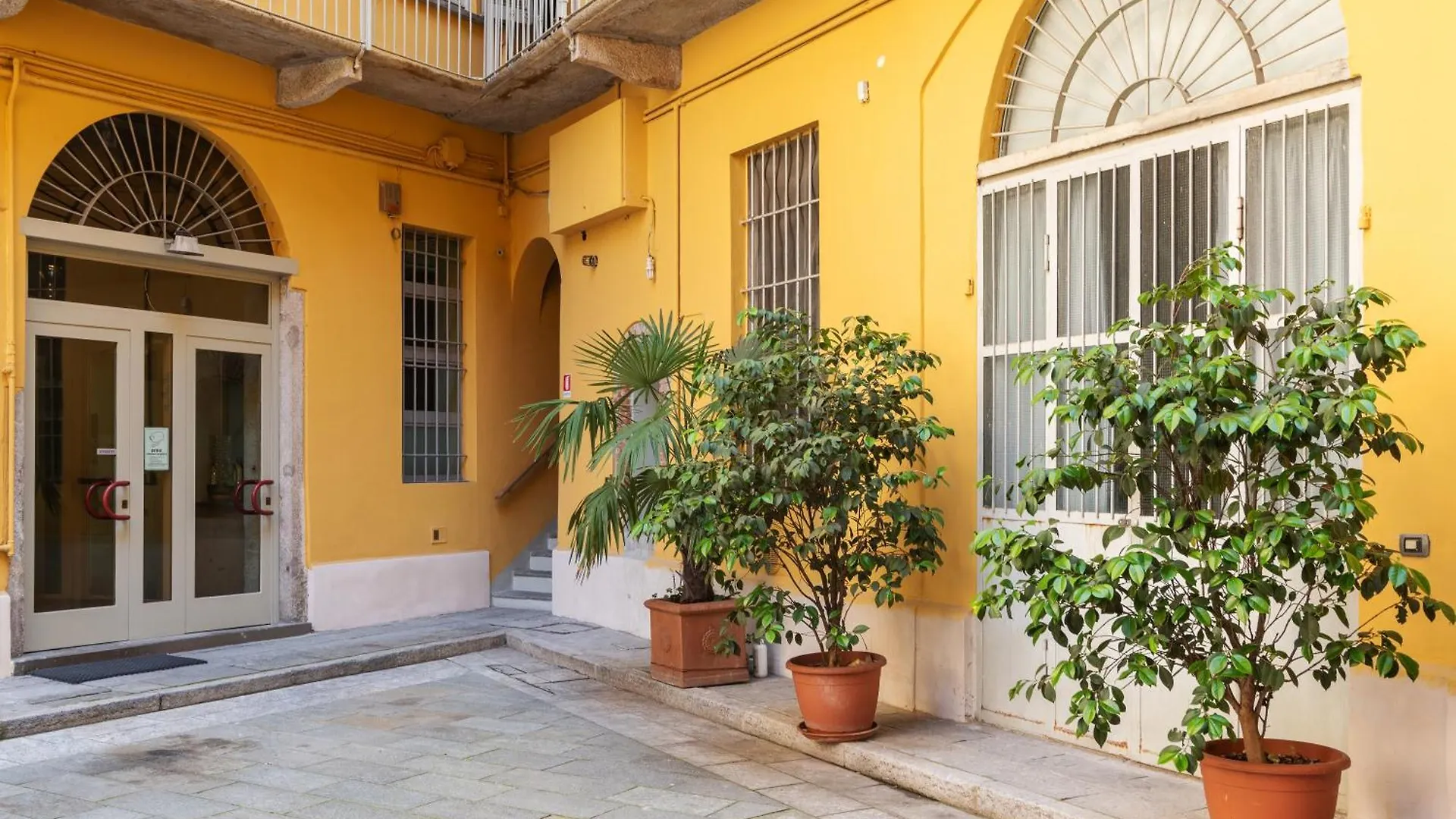 Apartament Favololso Appartamento A Pochi Minuti Dal Duomo Mediolan